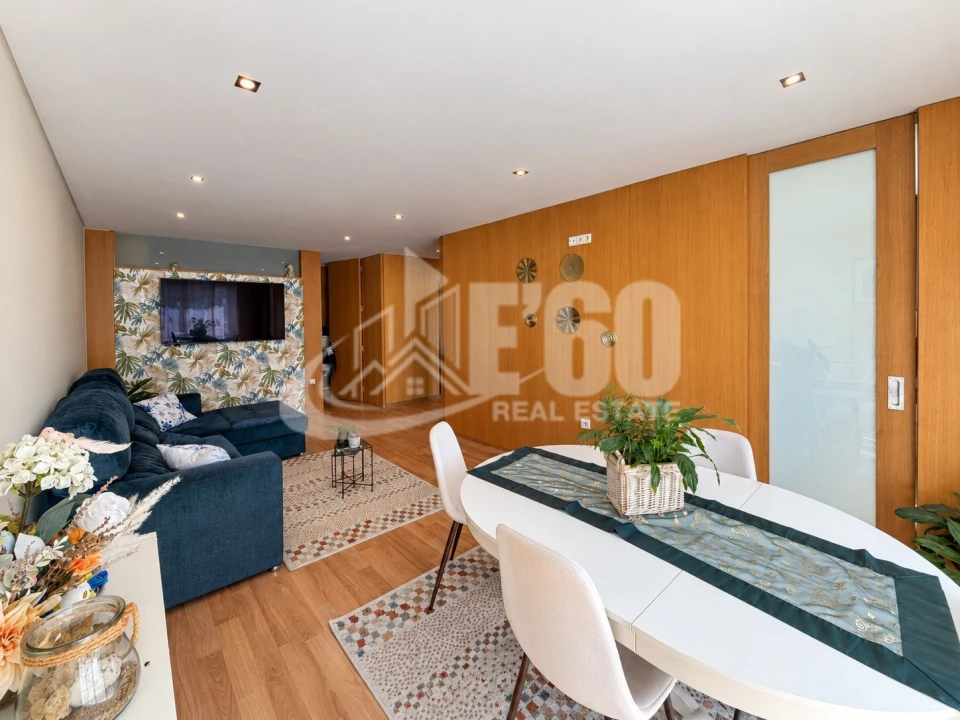 Apartamento T2 para Venda em Anta e Guetim Foto 11