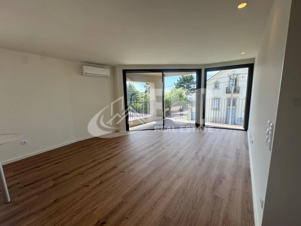 Apartamento T1 para Venda em Arcozelo Foto 6