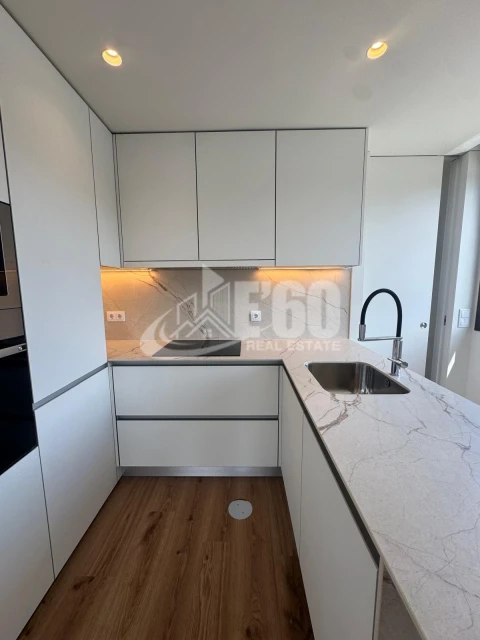 Apartamento T1 para Venda em Arcozelo