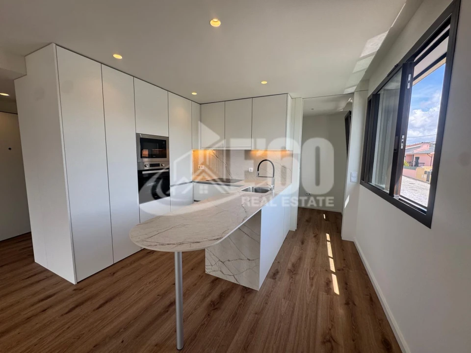 Apartamento T1 para Venda em Arcozelo Foto 2