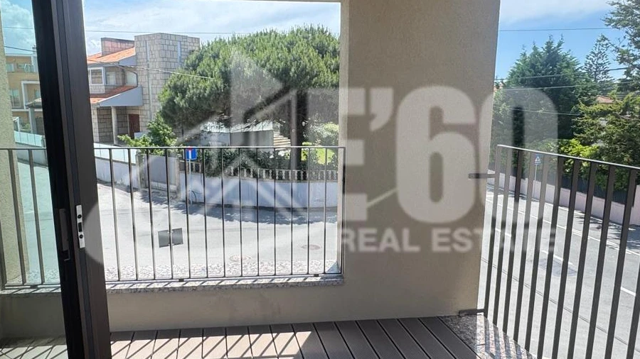 Apartamento T1 para Venda em Arcozelo