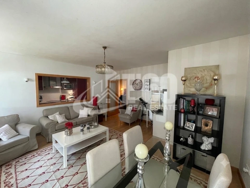 Apartamento T2 para Venda em Glória e Vera Cruz Foto 2