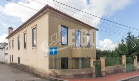 Moradia T9 para Venda em Avanca