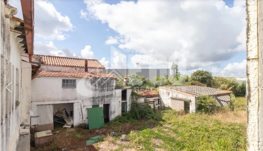 Moradia T9 para Venda em Avanca Foto 7