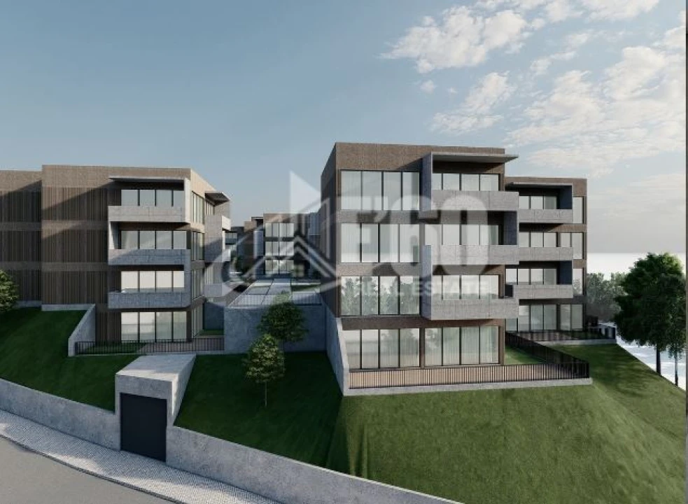 Apartamento para Venda em São João da Madeira Foto 1