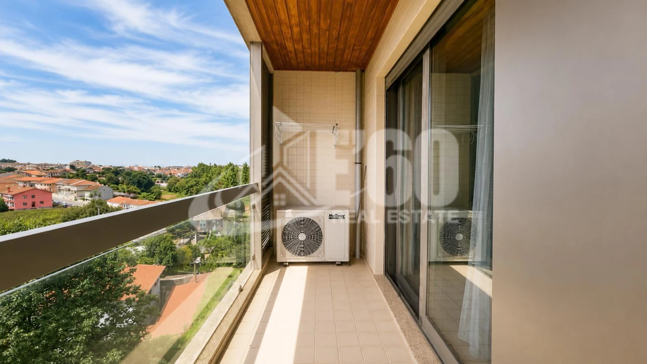 Apartamento T1 para Venda em São Mamede de Infesta e Senhora da Hora Foto 6