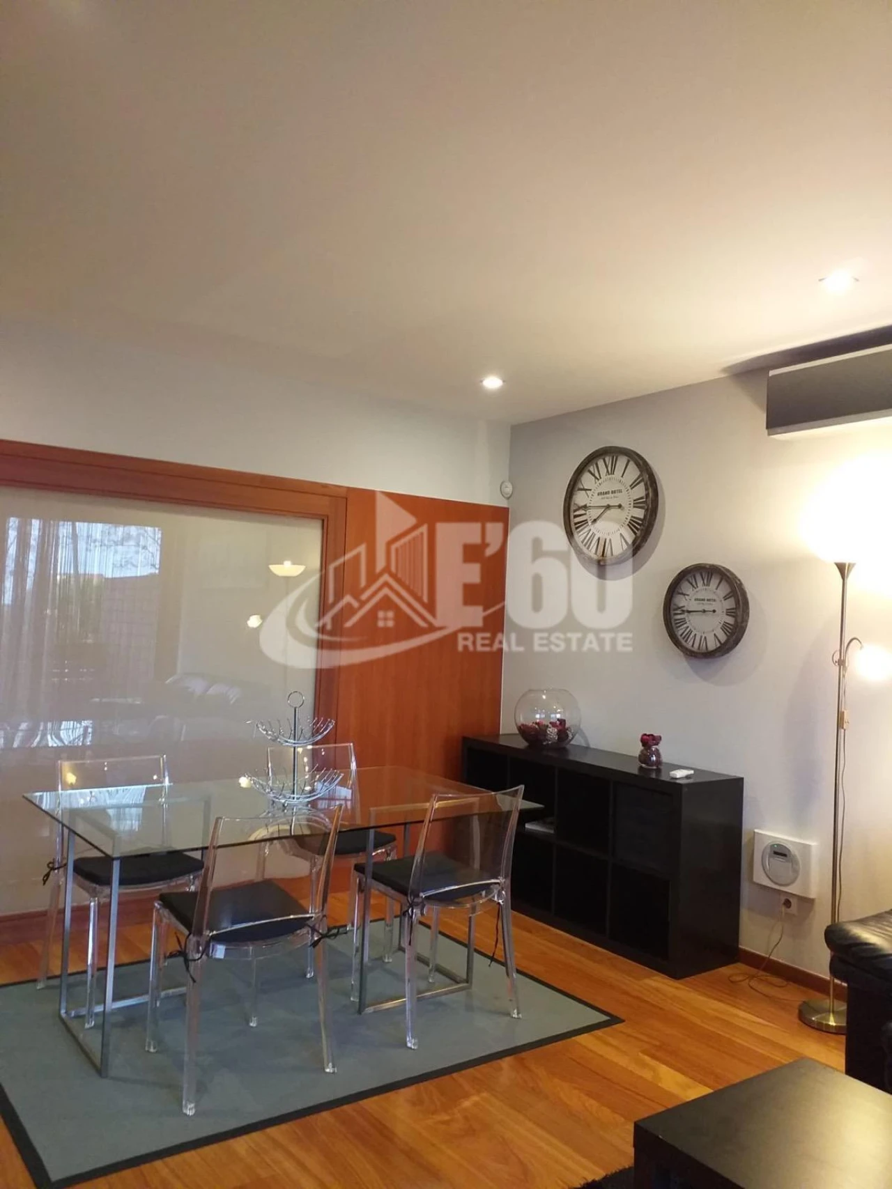 Apartamento T1 para Venda em Arcozelo Foto 3