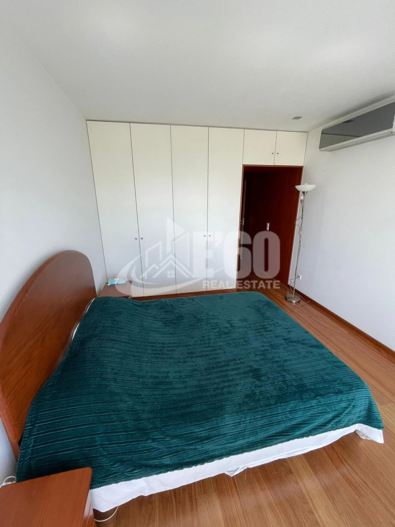 Apartamento T1 para Venda em Arcozelo Foto 10