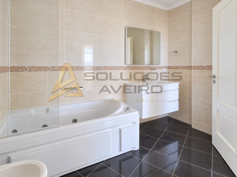 Apartamento T2 para Venda em Águeda e Borralha Foto 12