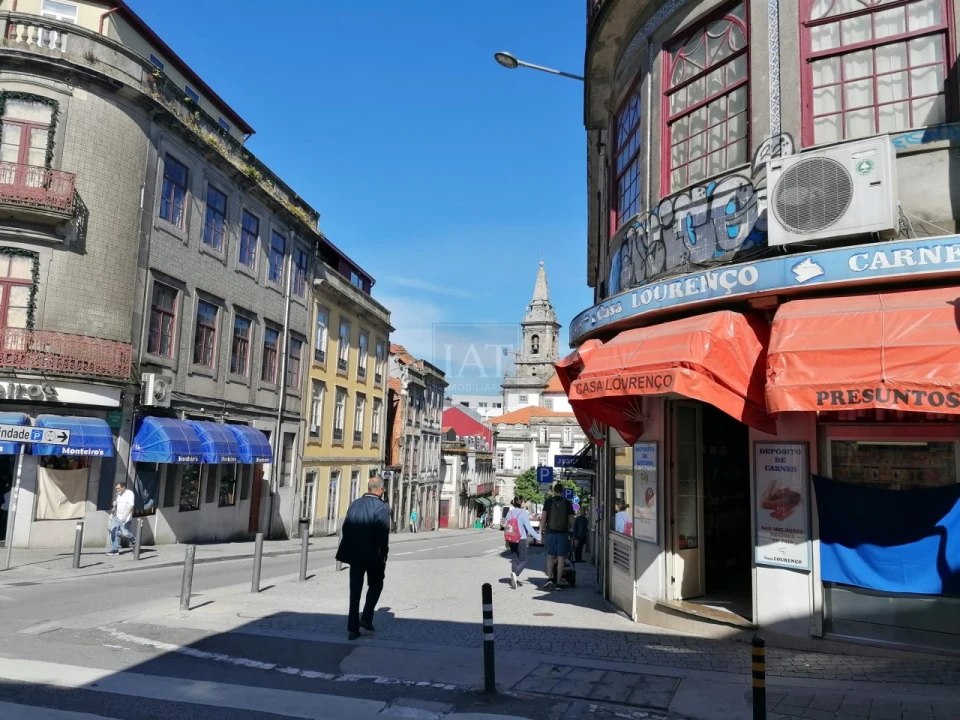 Prédio para Venda em Cedofeita, Santo Ildefonso, Sé, Miragaia, São Nicolau e Vitória Foto 2