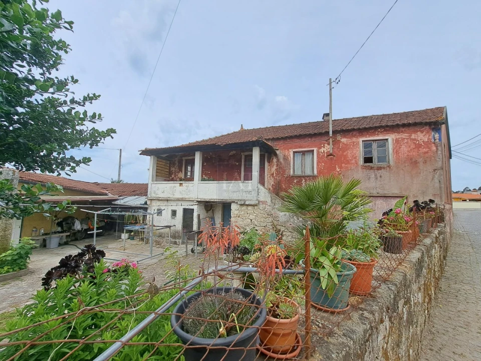 Moradia T2 para Venda em Palmeira de Faro e Curvos Foto 1