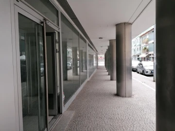 Loja para Arrendamento em Cedofeita, Santo Ildefonso, Sé, Miragaia, São Nicolau e Vitória