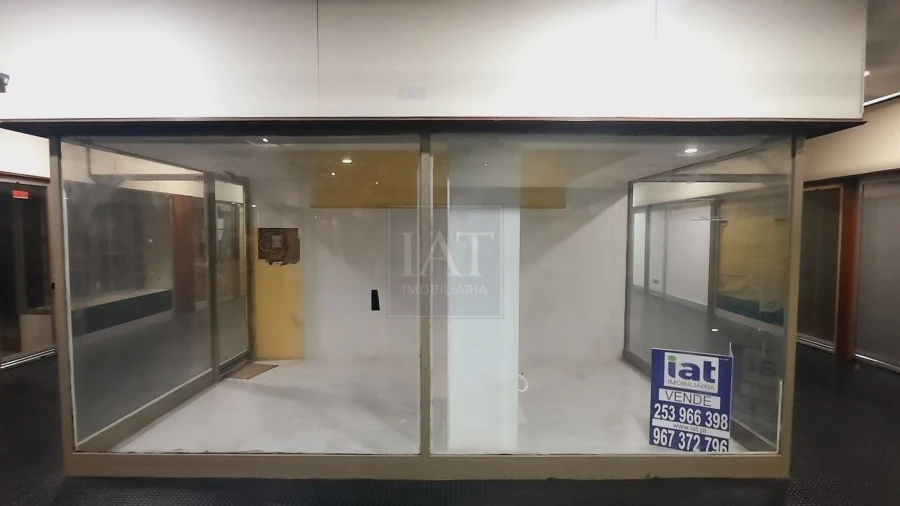 Loja para Arrendamento em São Mamede de Infesta e Senhora da Hora