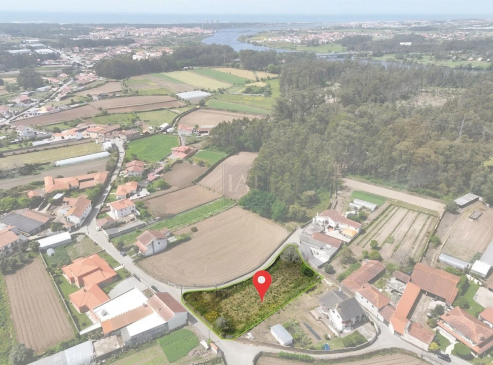 Terreno para Venda em Fonte Boa e Rio Tinto Foto 1