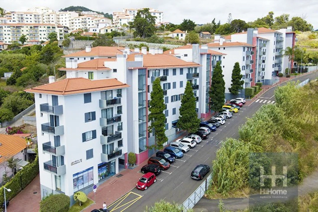 Apartamento T2 para Venda em Caniço Foto 2