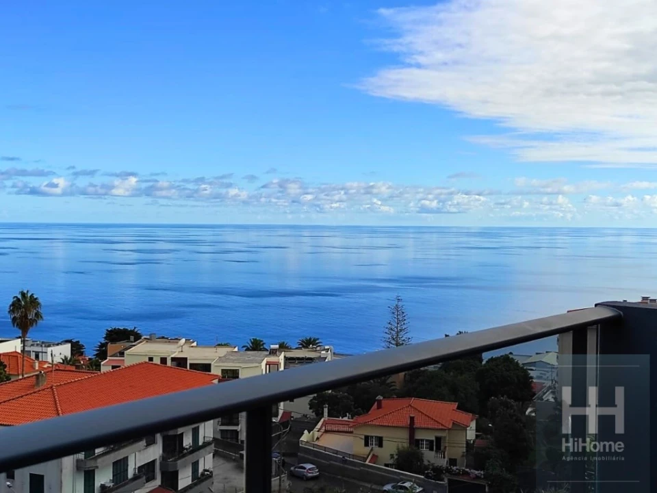 Apartamento T2 para Venda em Caniço Foto 1