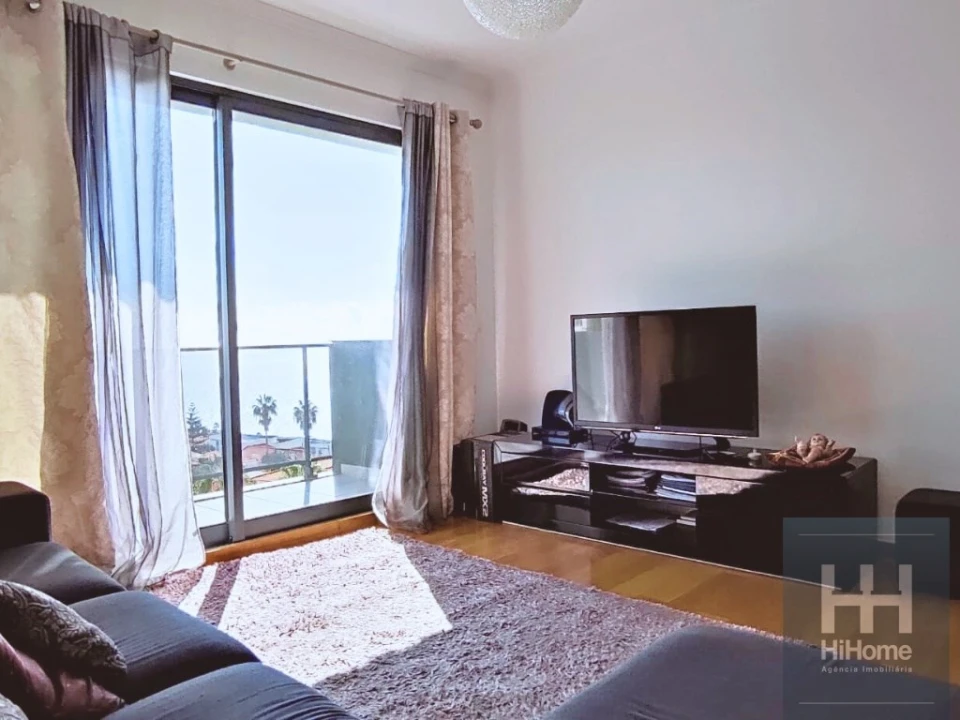 Apartamento T2 para Venda em Caniço Foto 7