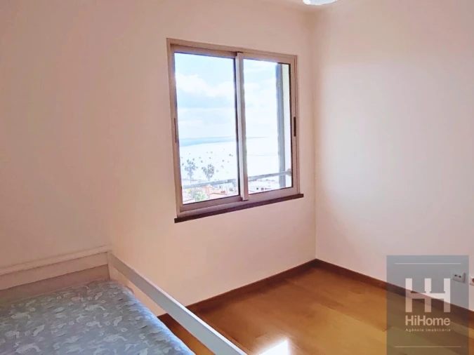 Apartamento T2 para Venda em Caniço Foto 18