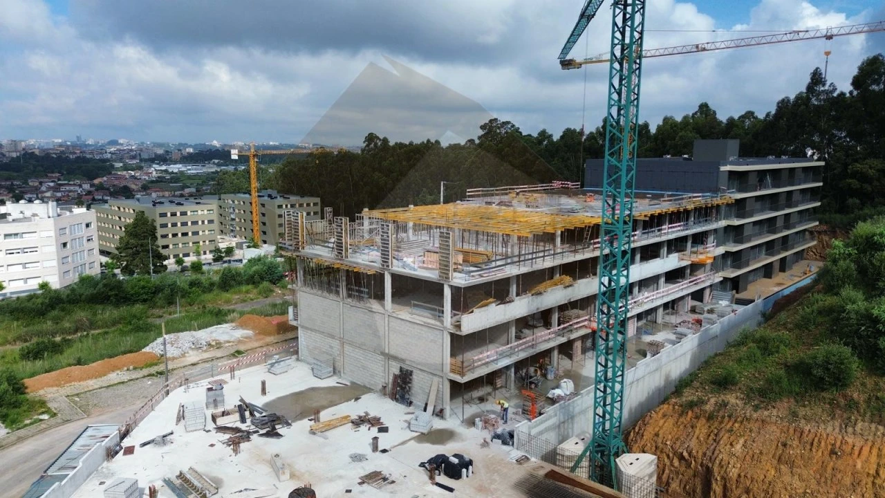 Apartamento T3 para Venda em Valongo Foto 14