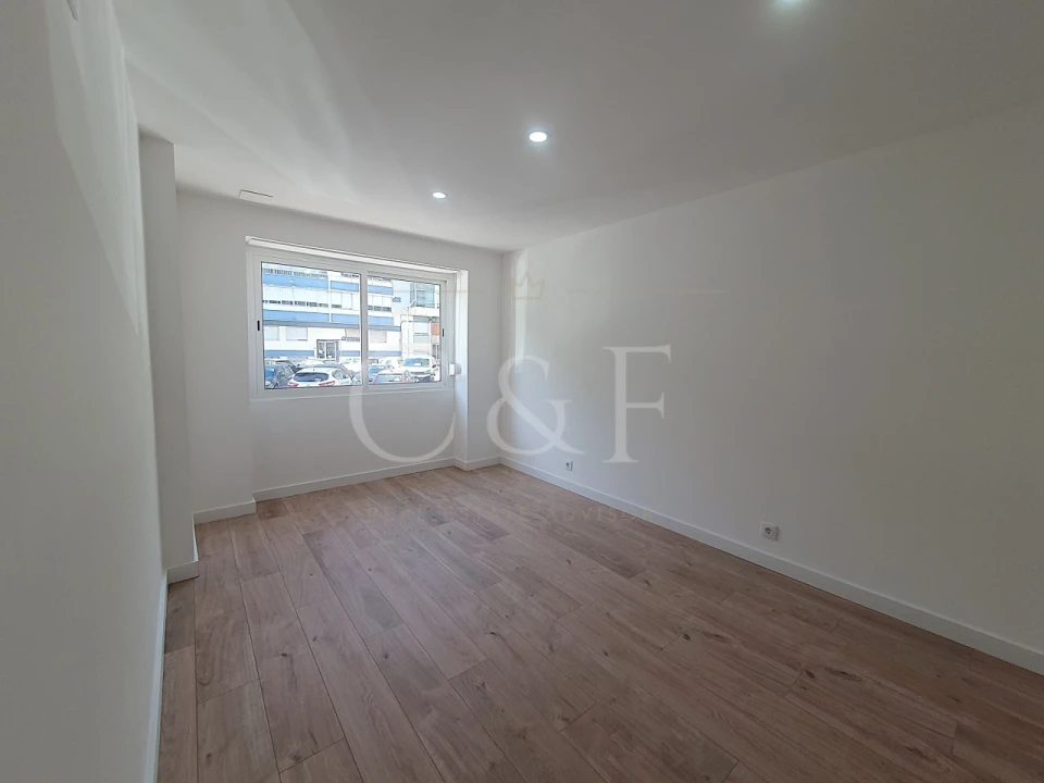 Apartamento T3 para Venda em Odivelas Foto 5