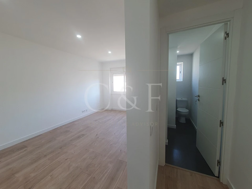 Apartamento T3 para Venda em Odivelas Foto 14