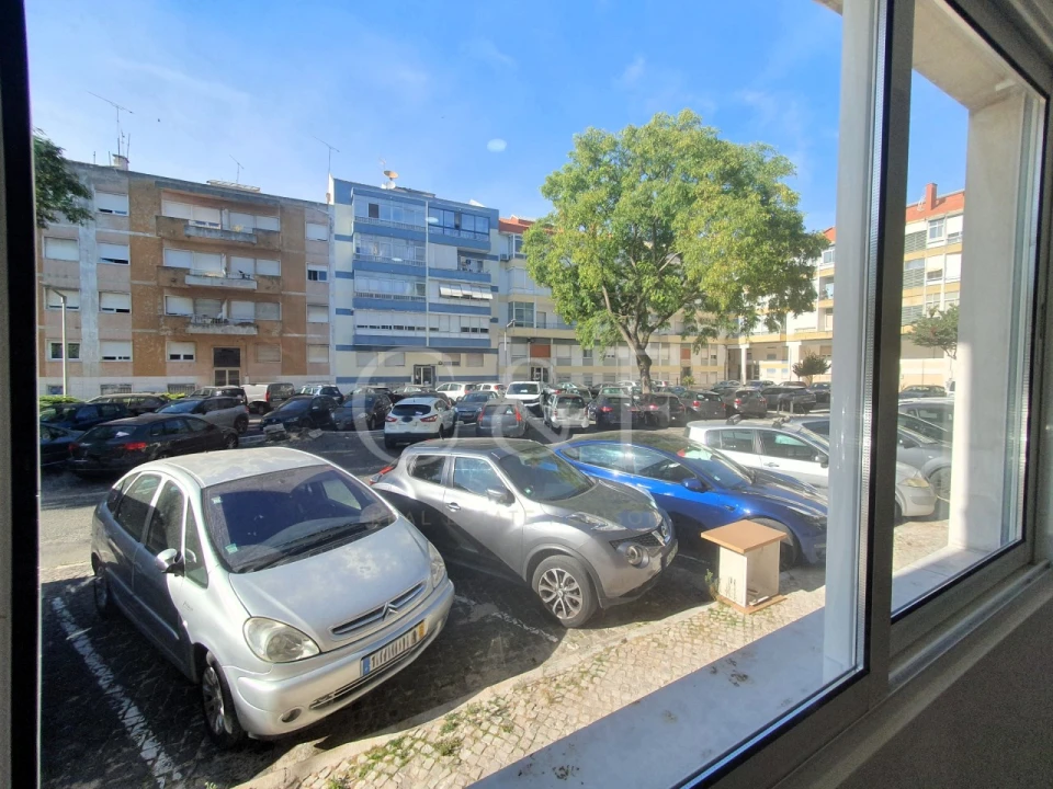 Apartamento T3 para Venda em Odivelas Foto 16