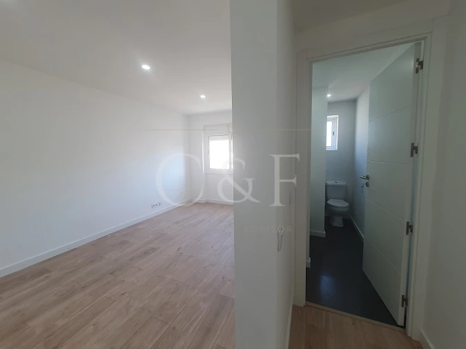Apartamento T3 para Venda em Odivelas Foto 14