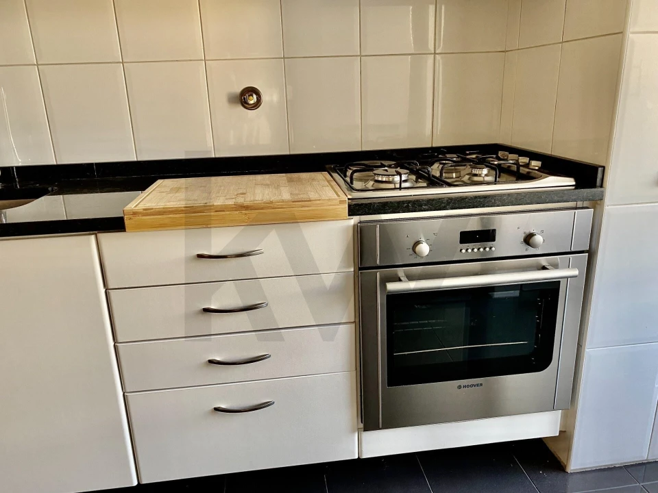 Apartamento T2 para Arrendamento em Arcozelo Foto 35