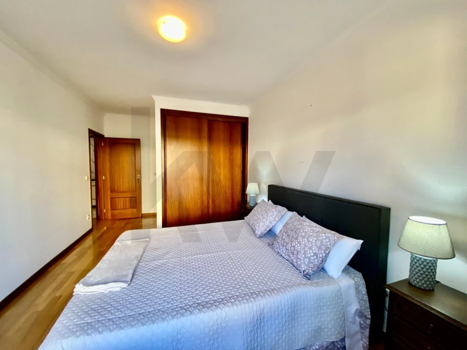 Apartamento T2 para Arrendamento em Arcozelo Foto 49