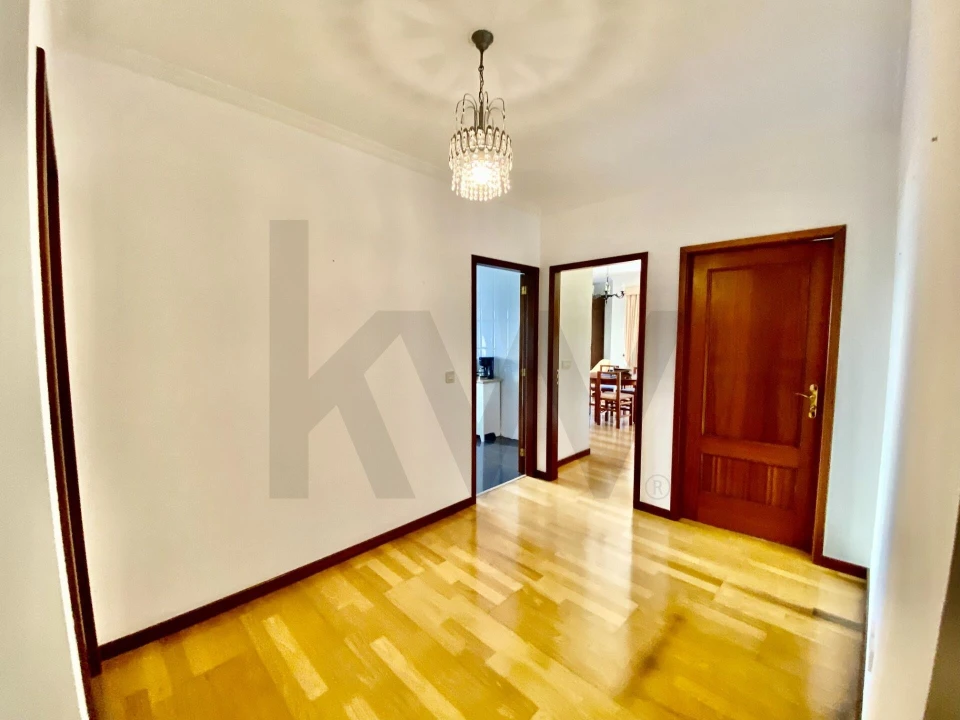 Apartamento T2 para Arrendamento em Arcozelo Foto 41