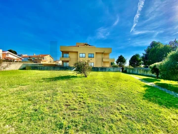 Apartamento T2 para Arrendamento em Arcozelo