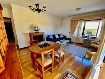 Apartamento T2 para Arrendamento em Arcozelo