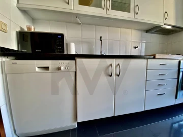 Apartamento T2 para Arrendamento em Arcozelo