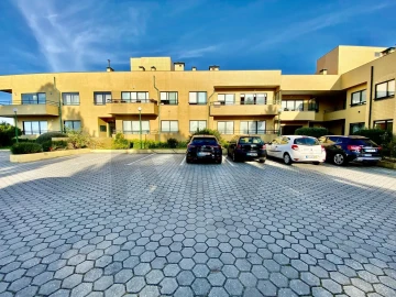 Apartamento T2 para Arrendamento em Arcozelo