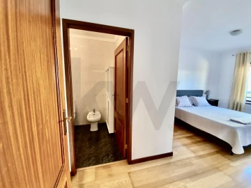 Apartamento T2 para Arrendamento em Arcozelo