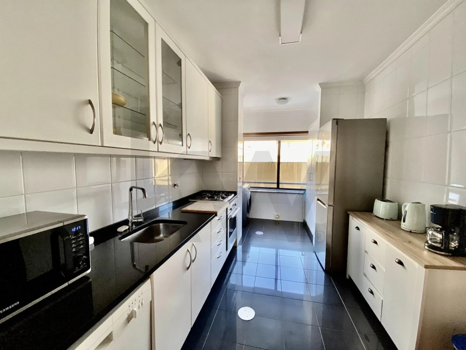 Apartamento T2 para Arrendamento em Arcozelo Foto 33