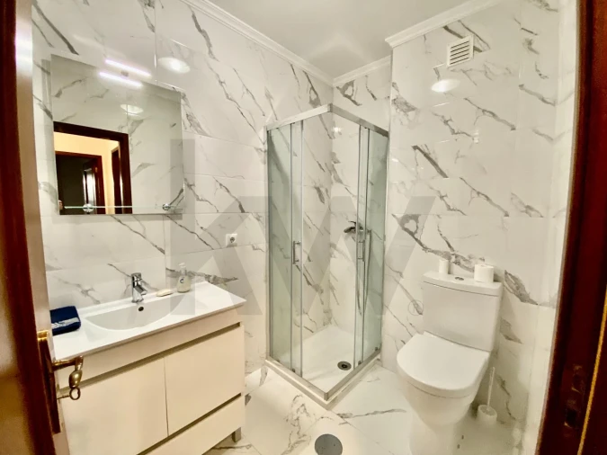 Apartamento T2 para Arrendamento em Arcozelo Foto 43