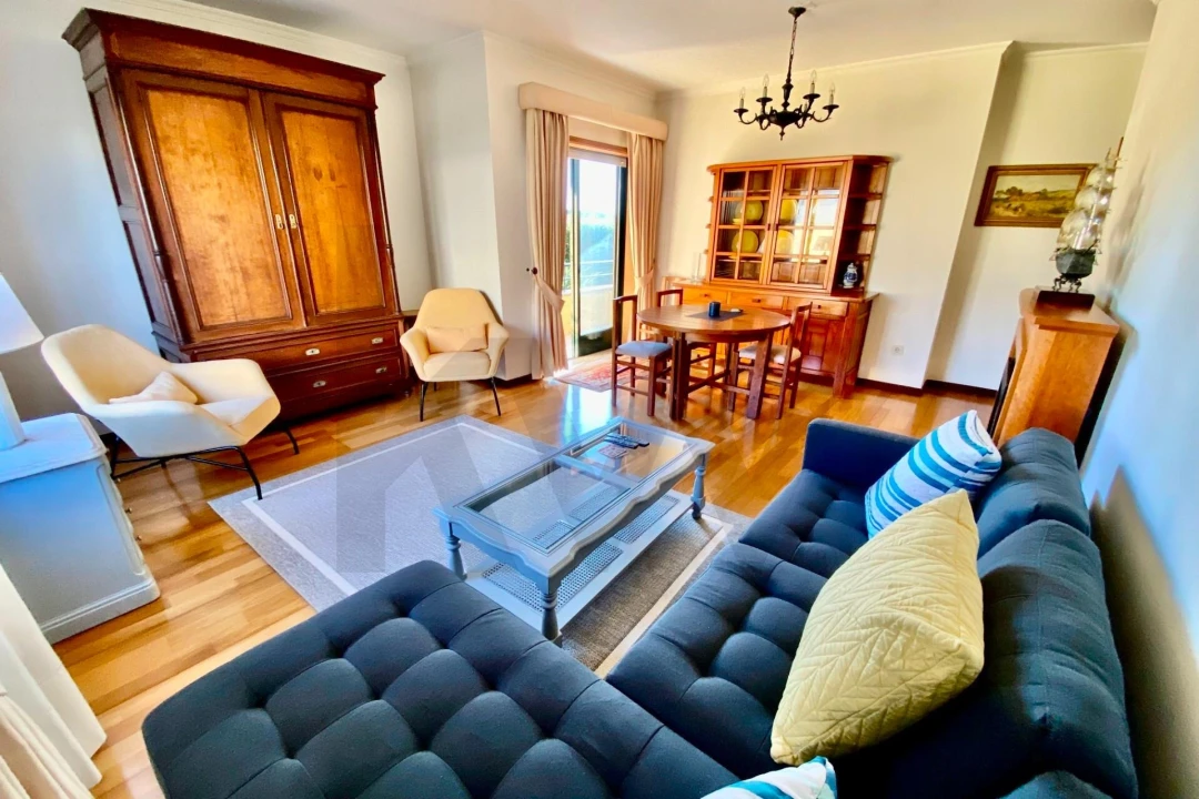 Apartamento T2 para Arrendamento em Arcozelo Foto 16