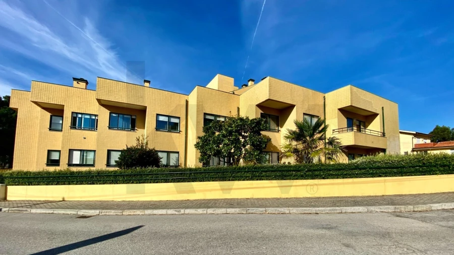 Apartamento T2 para Arrendamento em Arcozelo