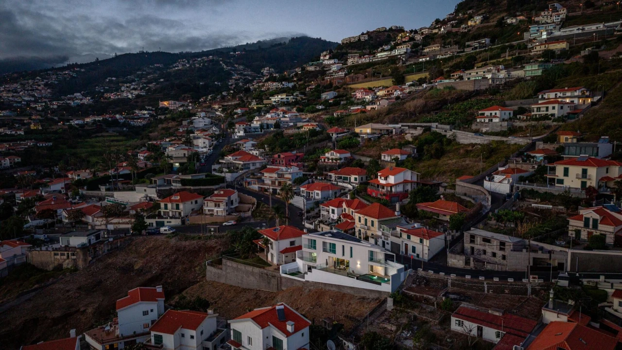 Moradia T3 para Venda em São Gonçalo Foto 65