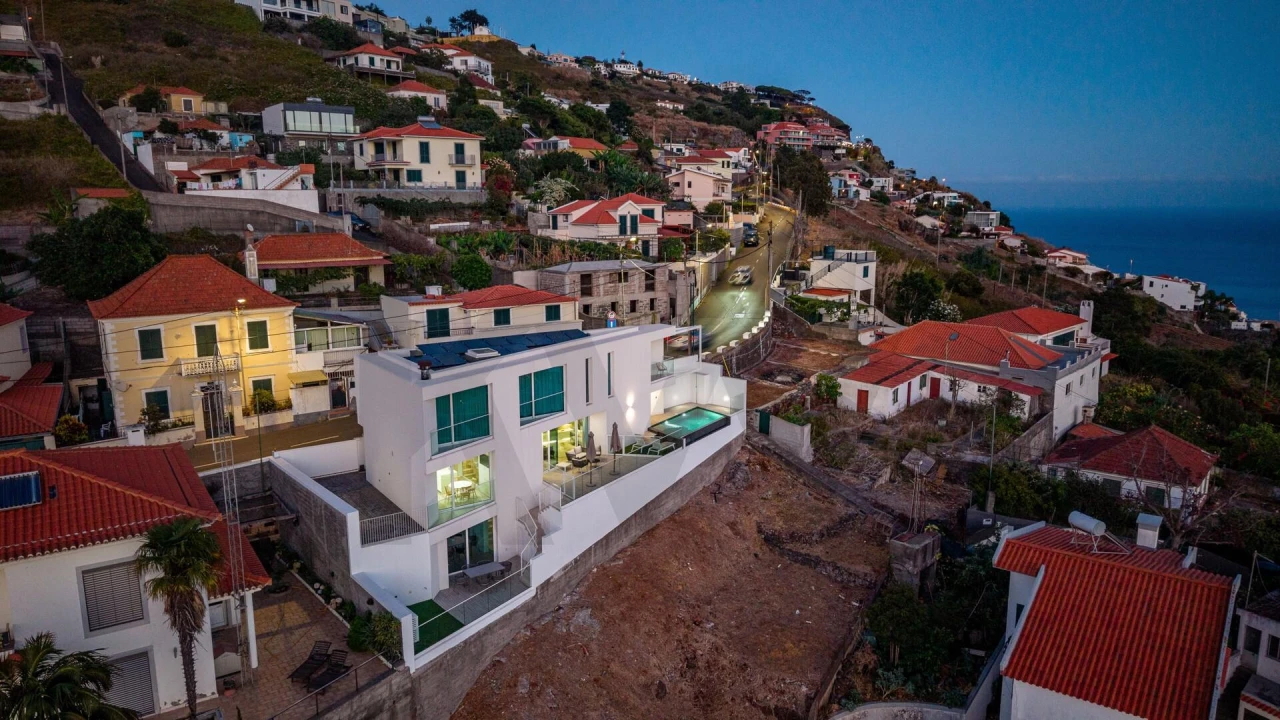 Moradia T3 para Venda em São Gonçalo Foto 68