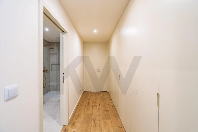 Apartamento T2 para Venda em Paranhos Foto 19