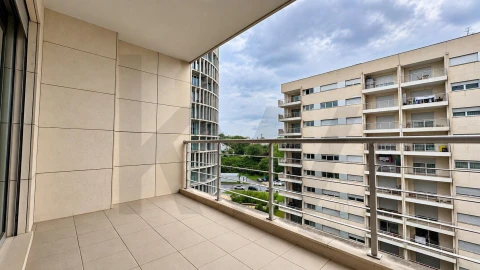 Apartamento T2 para Arrendamento em Paranhos