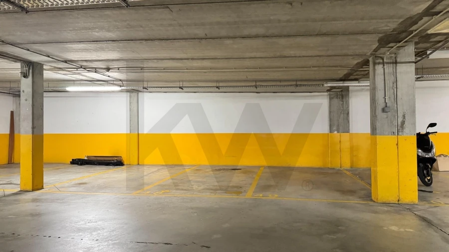 Apartamento T2 para Arrendamento em Paranhos Foto 17
