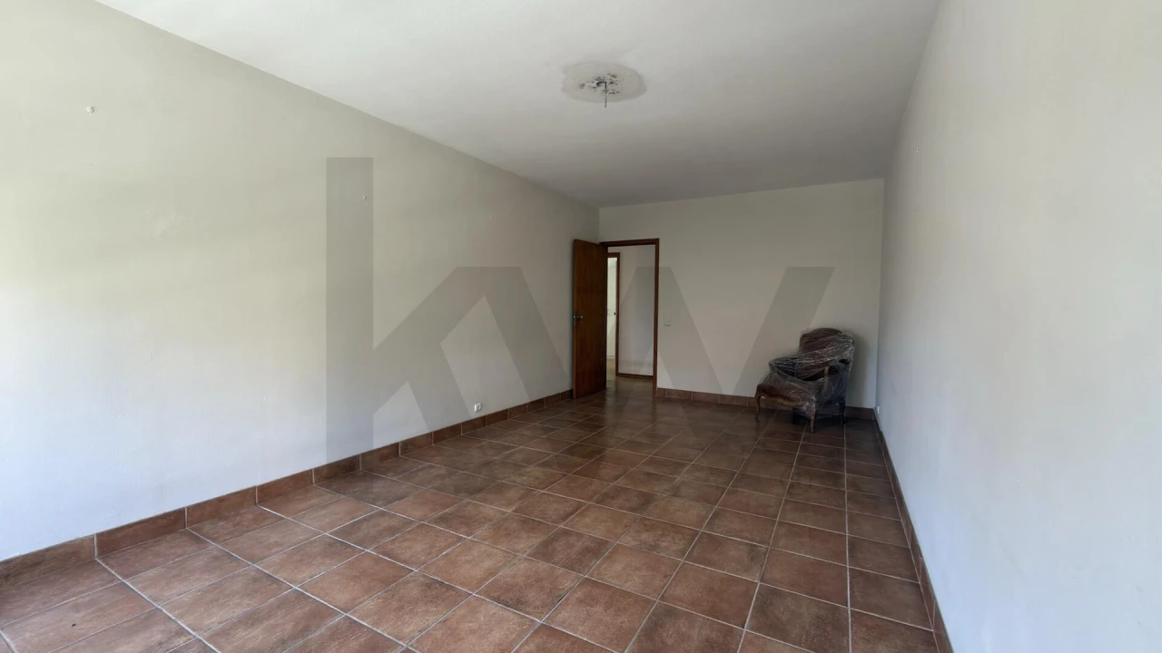Apartamento T2 para Venda em Algueirão-Mem Martins Foto 4