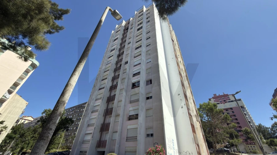Apartamento T2 para Venda em Algueirão-Mem Martins Foto 18