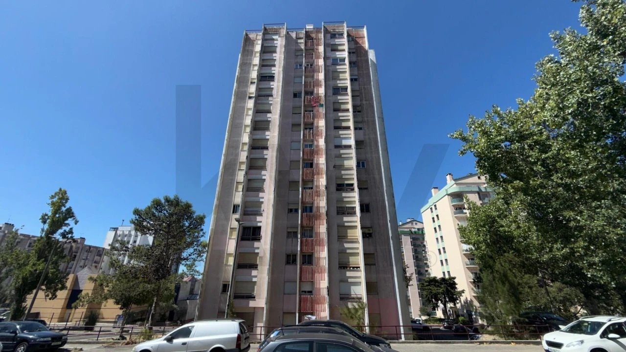 Apartamento T2 para Venda em Algueirão-Mem Martins Foto 19