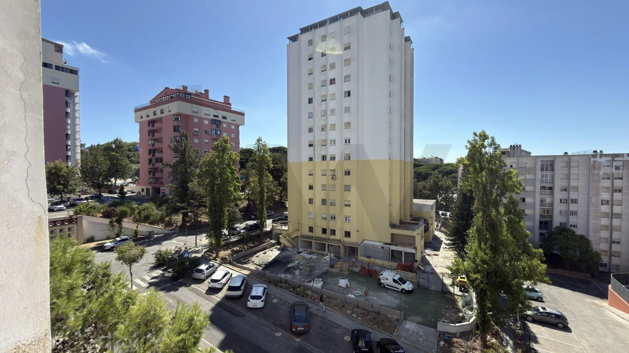 Apartamento T2 para Venda em Algueirão-Mem Martins Foto 20