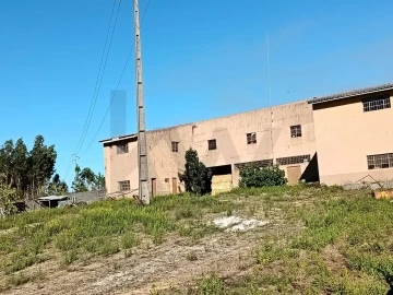 Armazém para Venda em Montes da Senhora