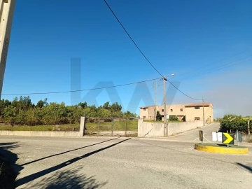 Armazém para Venda em Montes da Senhora